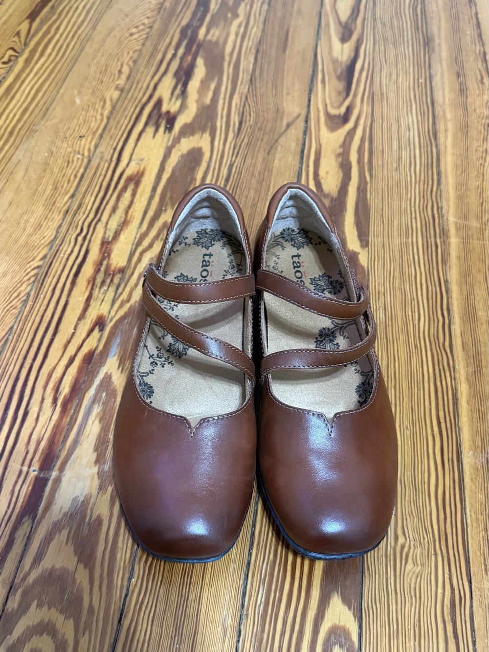 Taos Footwear Brown Mary Jane Flats with Strap - Picture 6 of 9
